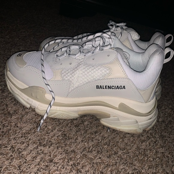 Balenciaga Other - Balenciaga Triple S sneakers Balenciaga Other - Balenciaga Triple S sneakers